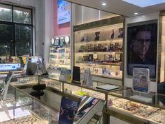 -世纪大明眼镜·林德伯格·蔡司官方授权店(武昌旗舰店)