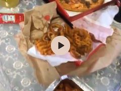 -必胜客(安盛购物广场金州店)