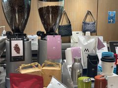-M Stand(北京平安幸福中心店)