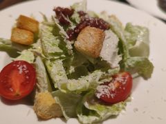 凯撒色拉-Ambra Haus琥珀屋精酿餐厅(宝山店)