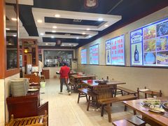 大堂-老哥门肥肠鱼(南坪店)