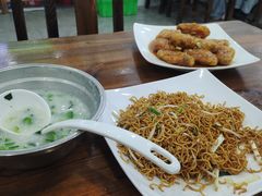 -南记食粥坊·宵夜大排档(岭南分店)