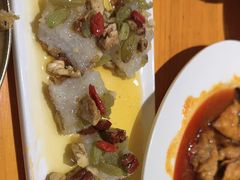 -柴窝堡22号传承新疆菜·新疆辣子鸡