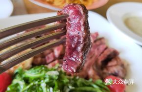 扒澳洲和牛M3战斧牛排