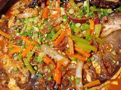 -鸣记脆皮烤鱼·海鲜烤鱼(三八广场店)