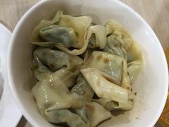 荠菜鲜肉三丝馄饨-老西白点心店