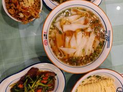 黄瓜皮牛肉汤粉-刘氏三和面馆