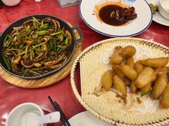 -侬佳蒸菜馆(听潮店)