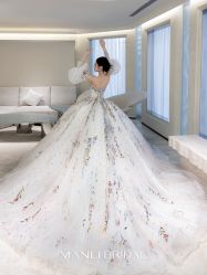 -MANLI BRIDAL婚纱
