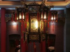 -梅龙镇酒家(南京西路总店)