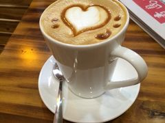 -Rabbit Cafe私房西餐甜点咖啡(栖霞路店)