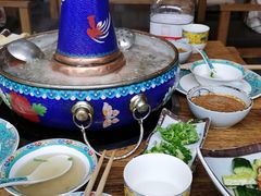-毛辣果·贵州红酸汤牛肉火锅(西单店)