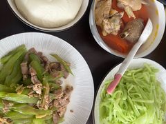-悦芽照护月嫂+育儿嫂(杭州店)