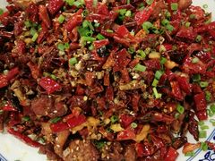 -黄桷树曹家私房菜(江与城店)