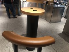 用餐区-麦当劳(龙阳路店)