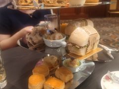 -深圳富苑皇冠假日套房酒店