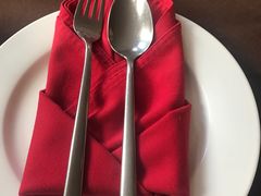 -Neary Khmer Restaurant