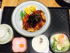 照烧鸡肉定食-牛気·越光米牛肉饭(水游城店)