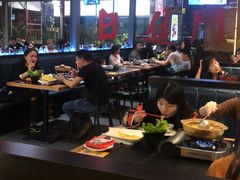 -乐宴KTV(华强北中航城君尚购物中心店)