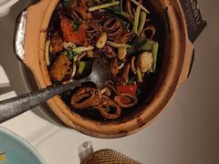 -八府香鸭·啫啫煲(华山路店)