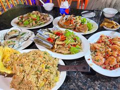 -岛中岛·海鲜大排档·万宁老字号(东澳店)