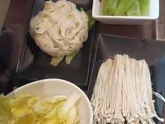 -七欣天香辣蟹火锅(上海银亿滨江店)