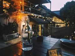 -喜洲吧·江畔老船厂·庭院餐厅(喜临院店)