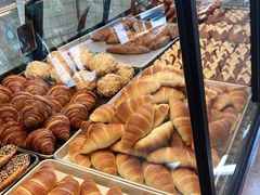 -Dough&Joe团憩(瑞虹天地月亮湾店)