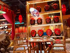 -老滇山寨•云南特色菜•地方菜•民族风情歌舞表演(金碧店)