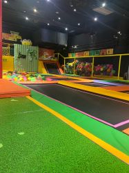 -蹦蹦跳跳(新奥购物中心店)