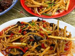 -江城燕子大排档(江汉路步行街店)