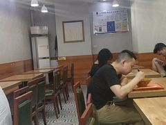 大堂-乡村鸡杂米线(汉渝路店)