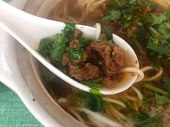 辣肉浇头-吴淞老街砂锅馄饨(北兴路店)