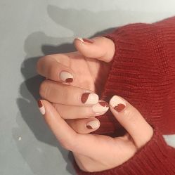 -花系美·美甲美睫精品店
