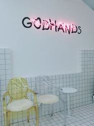 -Godhands美发设计沙龙
