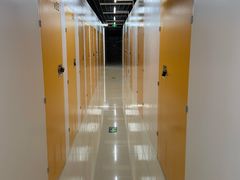 -安东易迷你自助仓储寄存仓库(草桥店)