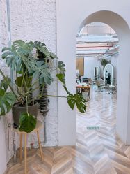 -Hair Co.一间沙龙