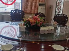 -九头鸟酒家(东高地店)