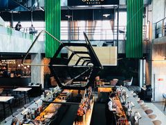 -The ROOF (通盈中心店)