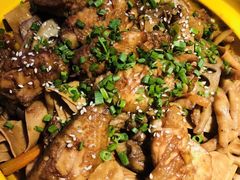 -多嘴超级肉蟹煲(杉杉国潮主题店)