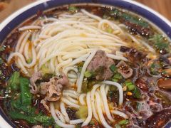 -云阿蛮云南生烫牛肉米线(奉贤路店)