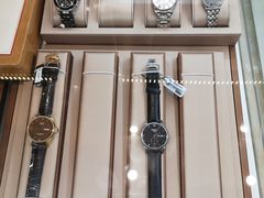 -亨得利名表服务中心(上海湾店)