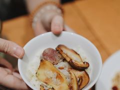 牛肝菌鸡油煲仔饭-新荣记(西溪湿地店)