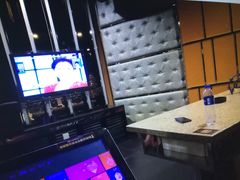 -蓝尊量贩(黄河路店)