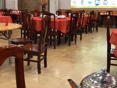 大堂-化州大众美食城(宝安老牌店)