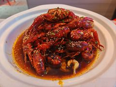 -肥肥虾庄·金牌油焖大虾(首义路店)