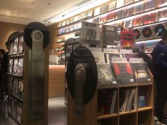-黑胶星球(华发中城商都店)