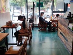 -兵哥豌豆面(雅颂居店)