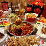 🎉夜宵天堂，喝酒撸串到天亮！