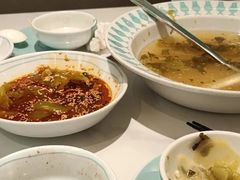 -姚姚酸菜鱼·金戈戈香港豉油鸡(喜荟城联名店)
